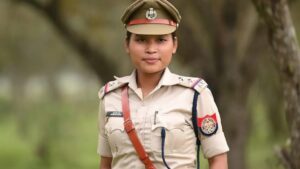 Female Officer Arrest Her Own Fiancee