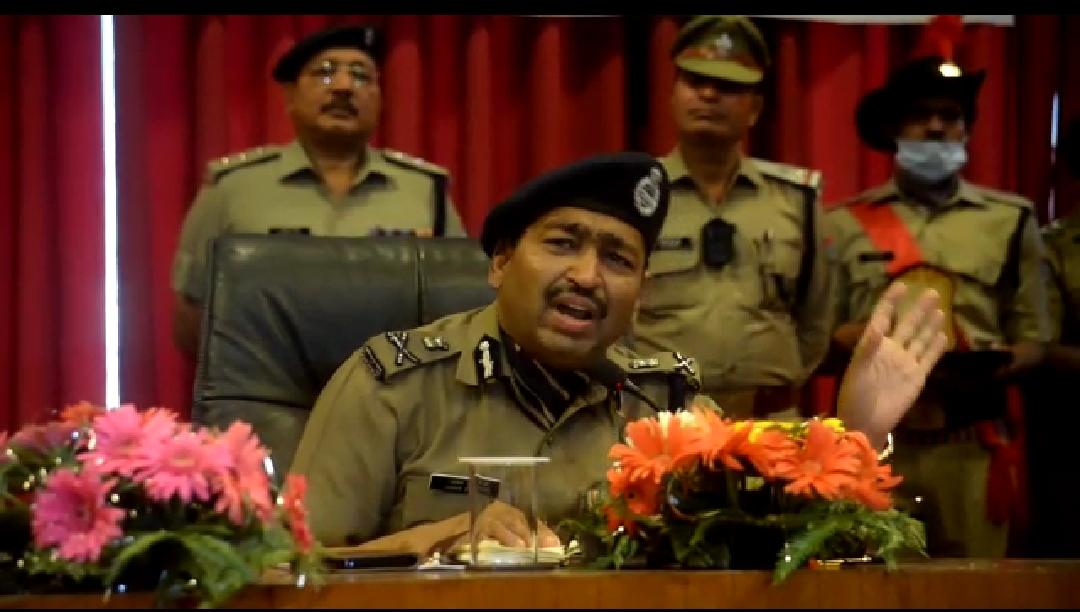 DGP In Jan Samvaad Program : डीजीपी ने किया पुलिस अधिकारियों व जन प्रतिनिधियों के साथ जन संवाद कार्यक्रम, लोगों की सुनी समस्या