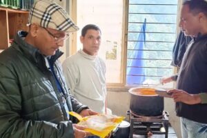 Stale Food Sold On Kedarnath Routes