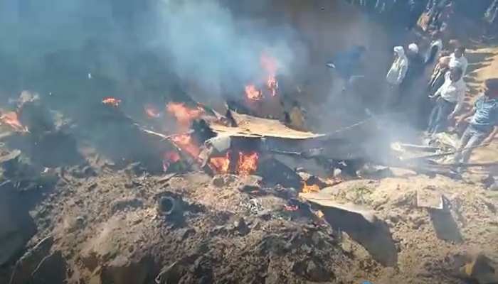 Fighter Plane Crash : राजस्थान और एमपी में सेना का हैलिकॉप्टर क्रेश, विमानों के उड़ें परखच्चे
