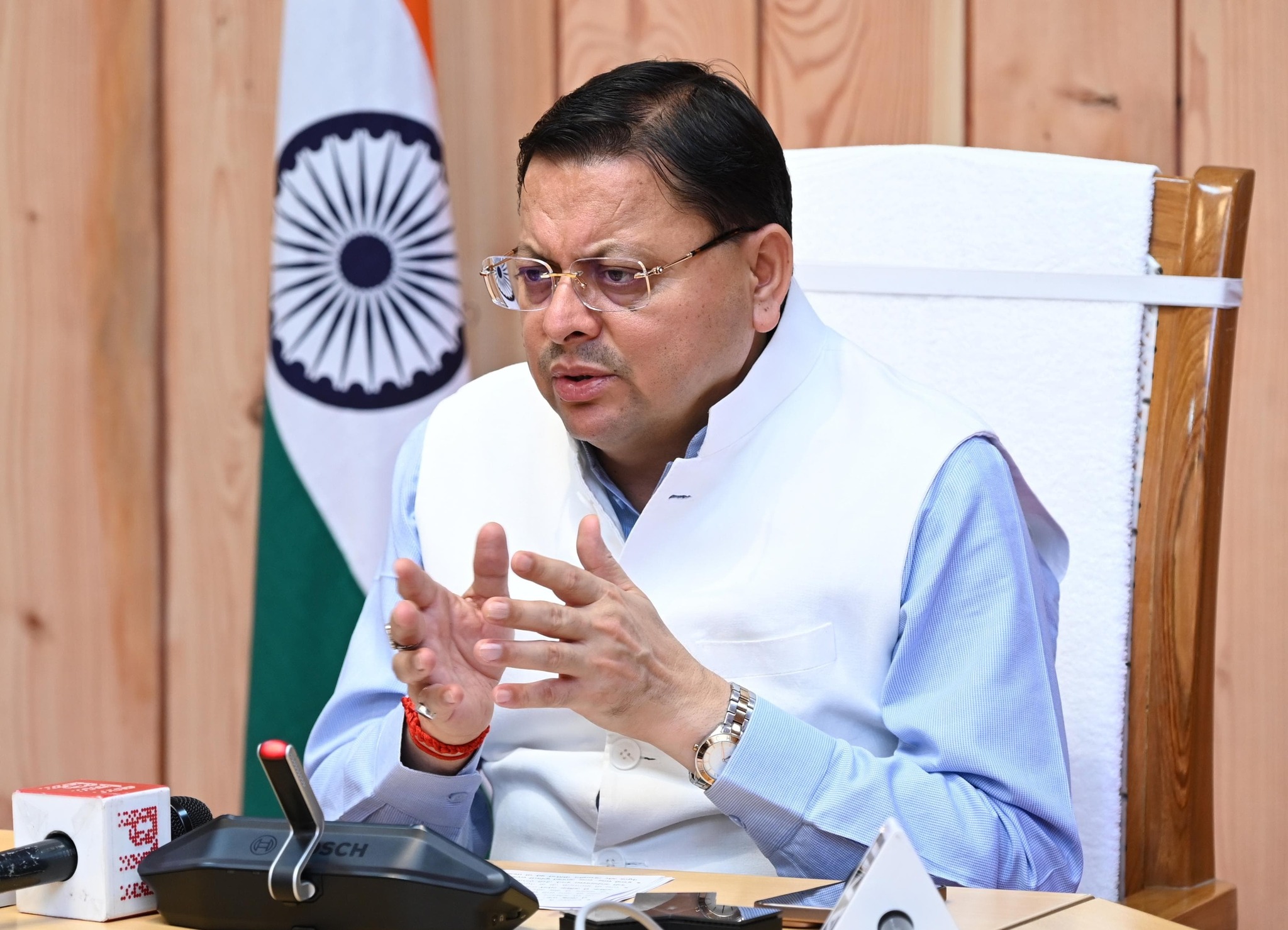 Uttarakhand मे CM Dhami के निर्देश पर बड़ी कार्यवाही, तीन अभियंता निलंबित